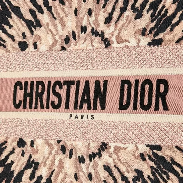 0564710e194a45be88b86f6b7fc7a53a