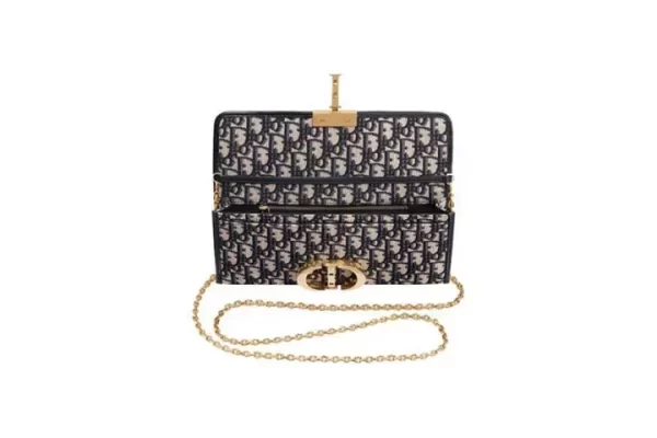 16650d6e39de4ab6a3a1618dd3e1bd80_720x 16650d6e39de4ab6a3a1618dd3e1bd80_720x