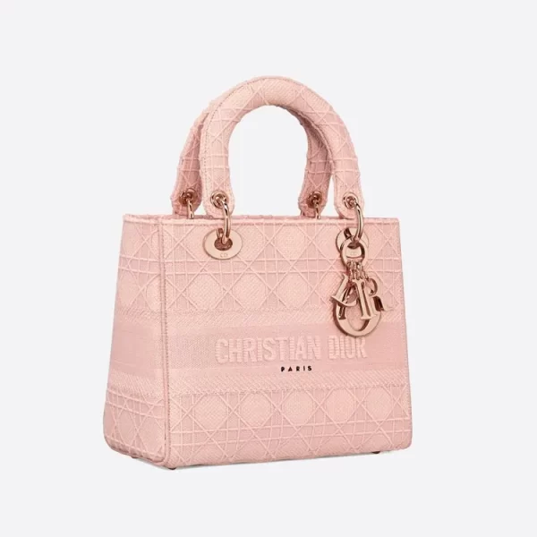 1d5b5c2d47ae4efda3e16bbb1a45a7e5