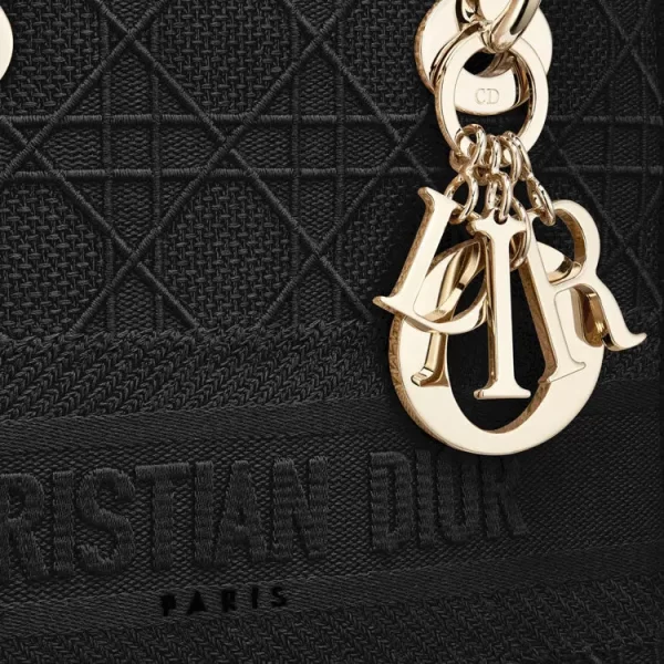 42e790f34da24aec977b1c4d80ba8fd6