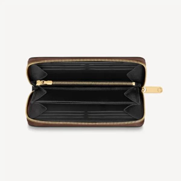 65805626ae104a149683b325a36206fd_720x