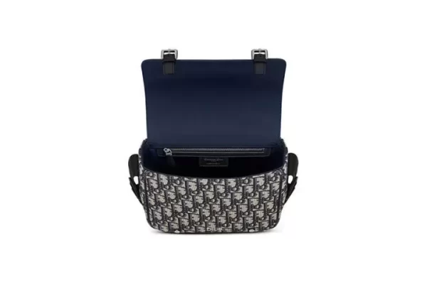 68f00833f2bf45218c7e2bb42f6aa2b1_720x