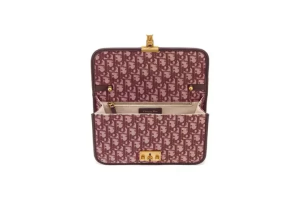 75db294763ff4ff59f17d53b56ea7e46_720x