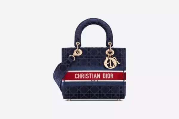 7a9a64c7e0c8415694a997e135c3af54_900x