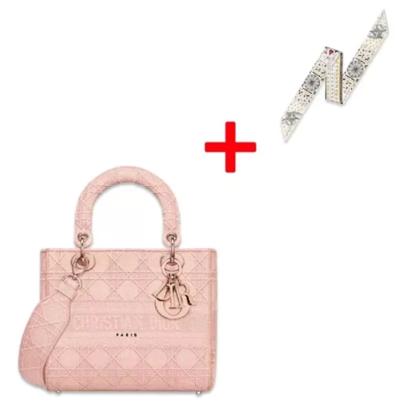 8528fe3f3a564751ac60fad4ce462967_900x