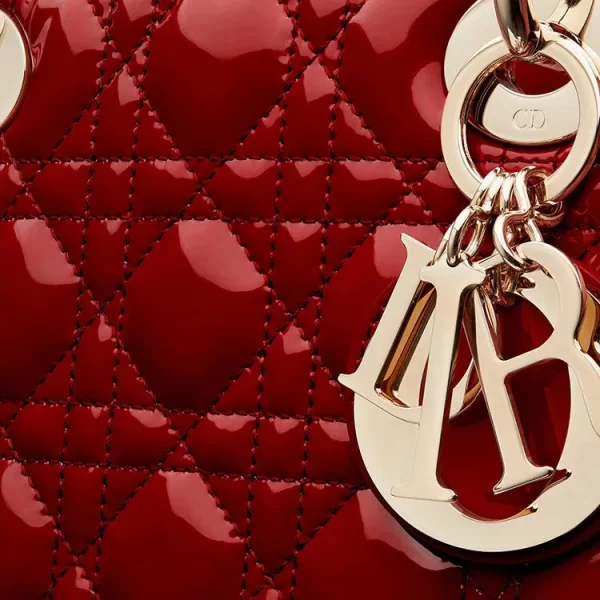 c9bab7d69ed3403ab5a4c22253001a17