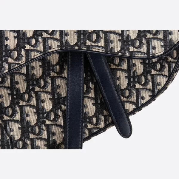 cdad85e47ffc469290af91b92ff6cf6e