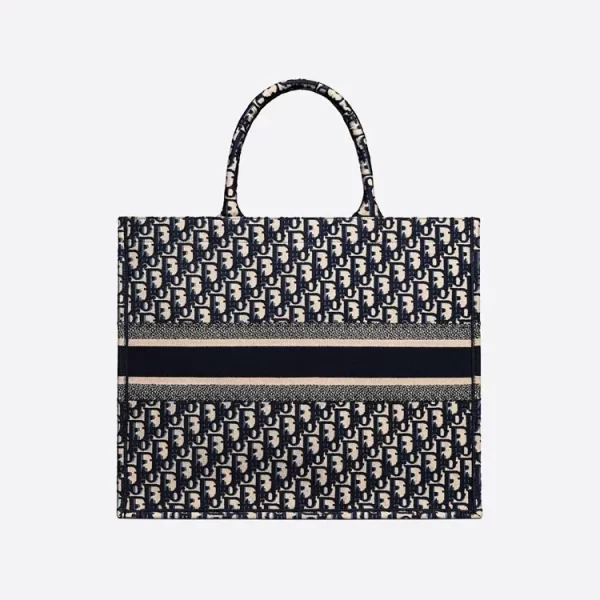 d207fd68e3f54364b586a6f0643755ff