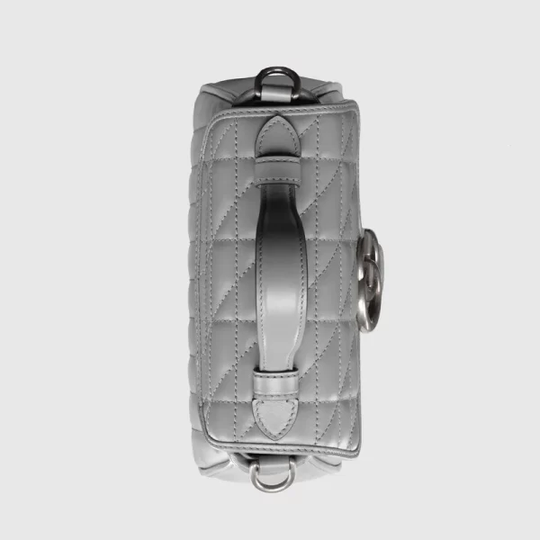 d4b8562877984ba588c84c4c51ab3fc9