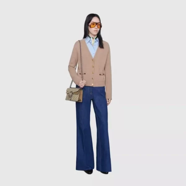 f0a7b2344d52490eb3bfe619285ba6c2_720x