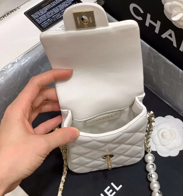 f6764e6beee74269b3071feb205c68c3